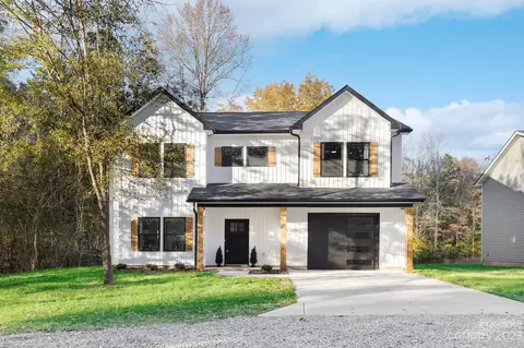 831 Armfield St, Waxhaw, NC 28173