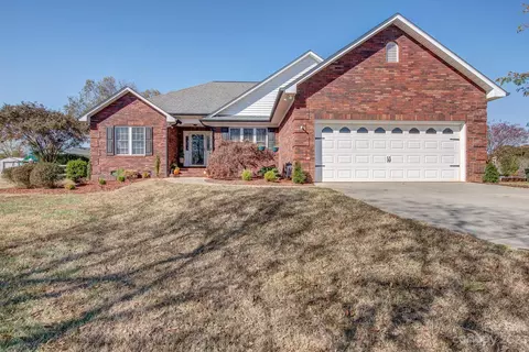 3446 Cloninger Rd, Dallas, NC 28034