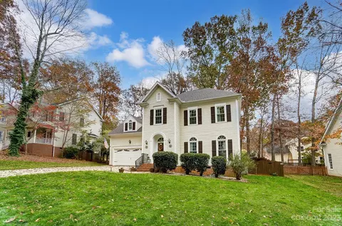 7809 Forest Oaks Ln, Waxhaw, NC 28173