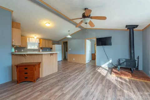 283 Durham Rd, Clyde, NC 28721 photo 12