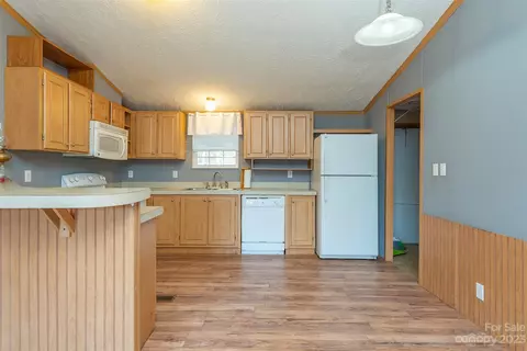 283 Durham Rd, Clyde, NC 28721 photo 8