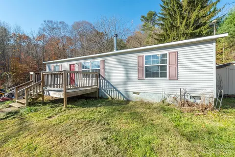 283 Durham Rd, Clyde, NC 28721 photo 3