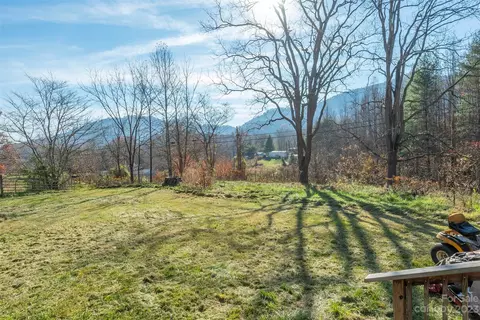 283 Durham Rd, Clyde, NC 28721 photo 6