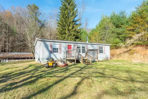 283 Durham Rd, Clyde, NC 28721 photo 4