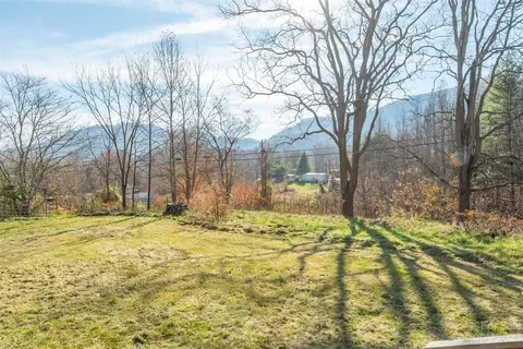 283 Durham Rd, Clyde, NC 28721 photo 5