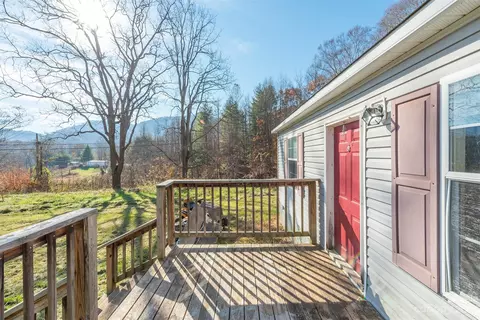 283 Durham Rd, Clyde, NC 28721 photo 7