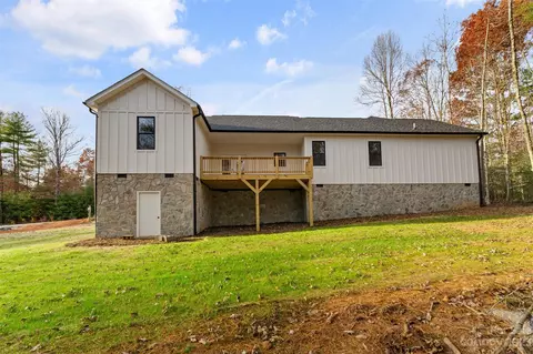 1760 Plantation Loop, Morganton, NC 28655 photo 28