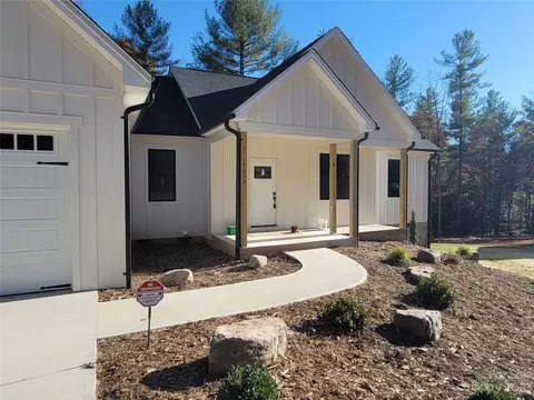 1760 Plantation Loop, Morganton, NC 28655 photo 2