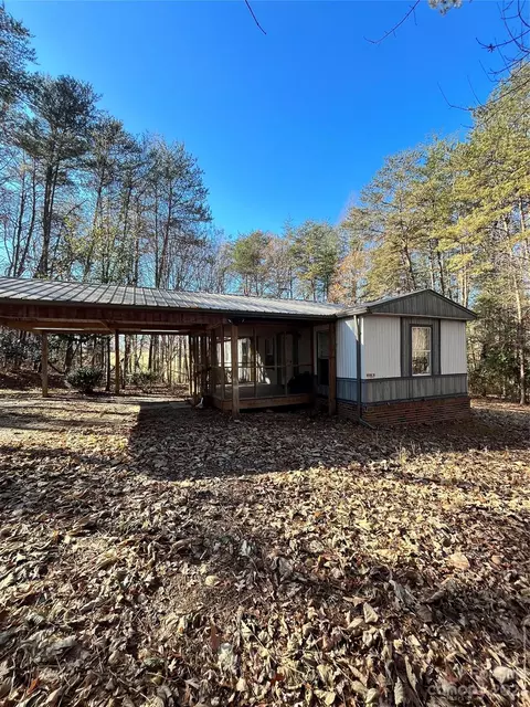 2954 Perkins Ave, Morganton, NC 28655