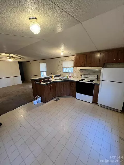 2954 Perkins Ave, Morganton, NC 28655 photo 10