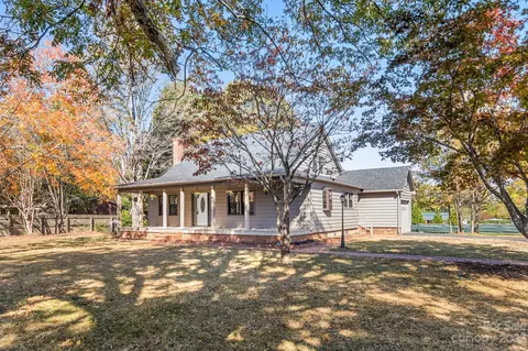 413 E Main St, Rockwell, NC 28138 photo 2