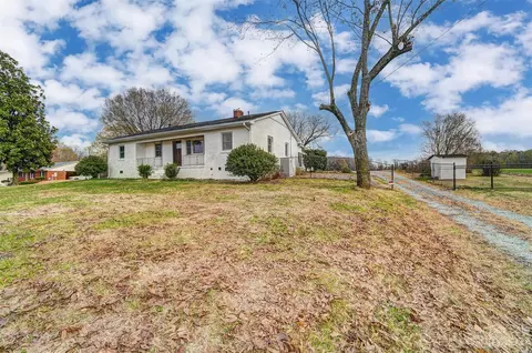 3712 Morgan Mill Rd, Monroe, NC 28110 photo 2