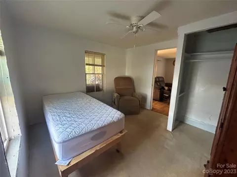 70 Hampton Rd, Brevard, NC 28712 photo 10