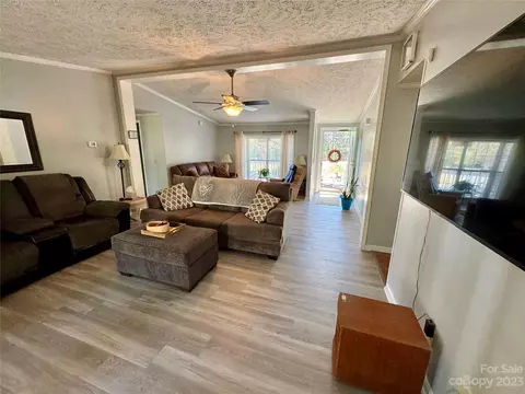 941 Marshall Dr, Concord, NC 28027 photo 4