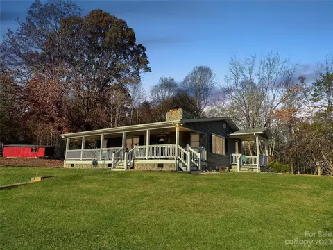 2018 Zion Hill Rd, Marion, NC 28752