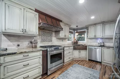 3732 Gordon St, Terrell, NC 28682 photo 9