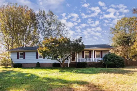 900 Gate Rd, Monroe, NC 28112