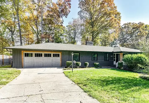 6601 Burlwood Rd, Charlotte, NC 28211