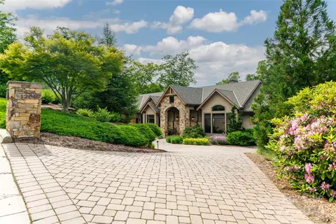 120 Summit Tower Cir, Asheville, NC 28804