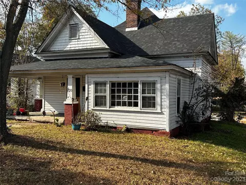 730 N Main St, Salisbury, NC 28144