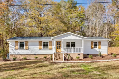 3851 Robinson Rd, Edgemoor, SC 29712