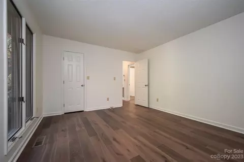 335 Melrose 113 Ave #113, Tryon, NC 28782 photo 17