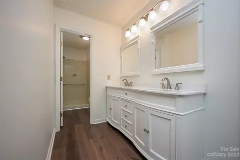 335 Melrose 113 Ave #113, Tryon, NC 28782 photo 15