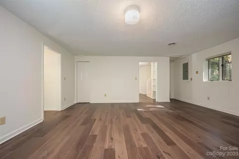 335 Melrose 113 Ave #113, Tryon, NC 28782 photo 24