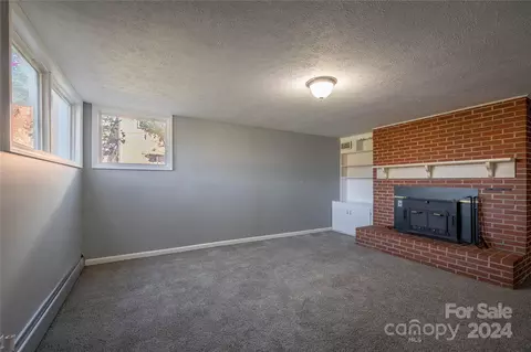414 E Concord St, Morganton, NC 28655 photo 18