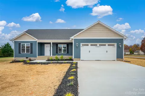 106 E Dundee Ct, Statesville, NC 28625