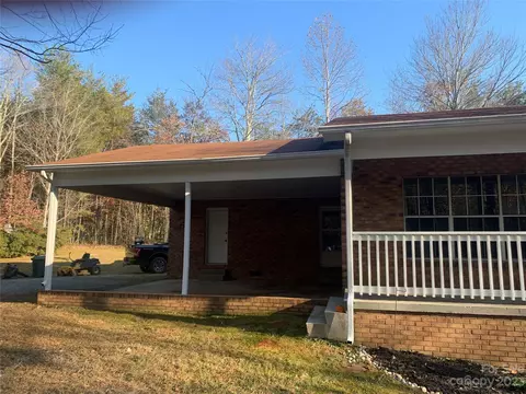 100 Owl Hollow Rd, Mill Spring, NC 28756 photo 2