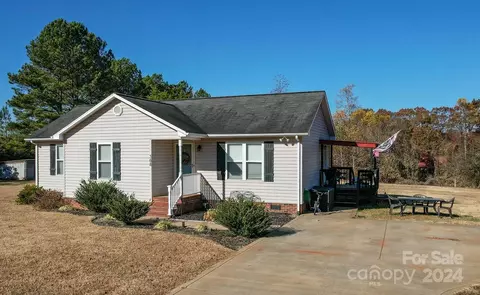 Exterior - 368 Cooper Rd, Vale, NC 28168 photo 12 of 24