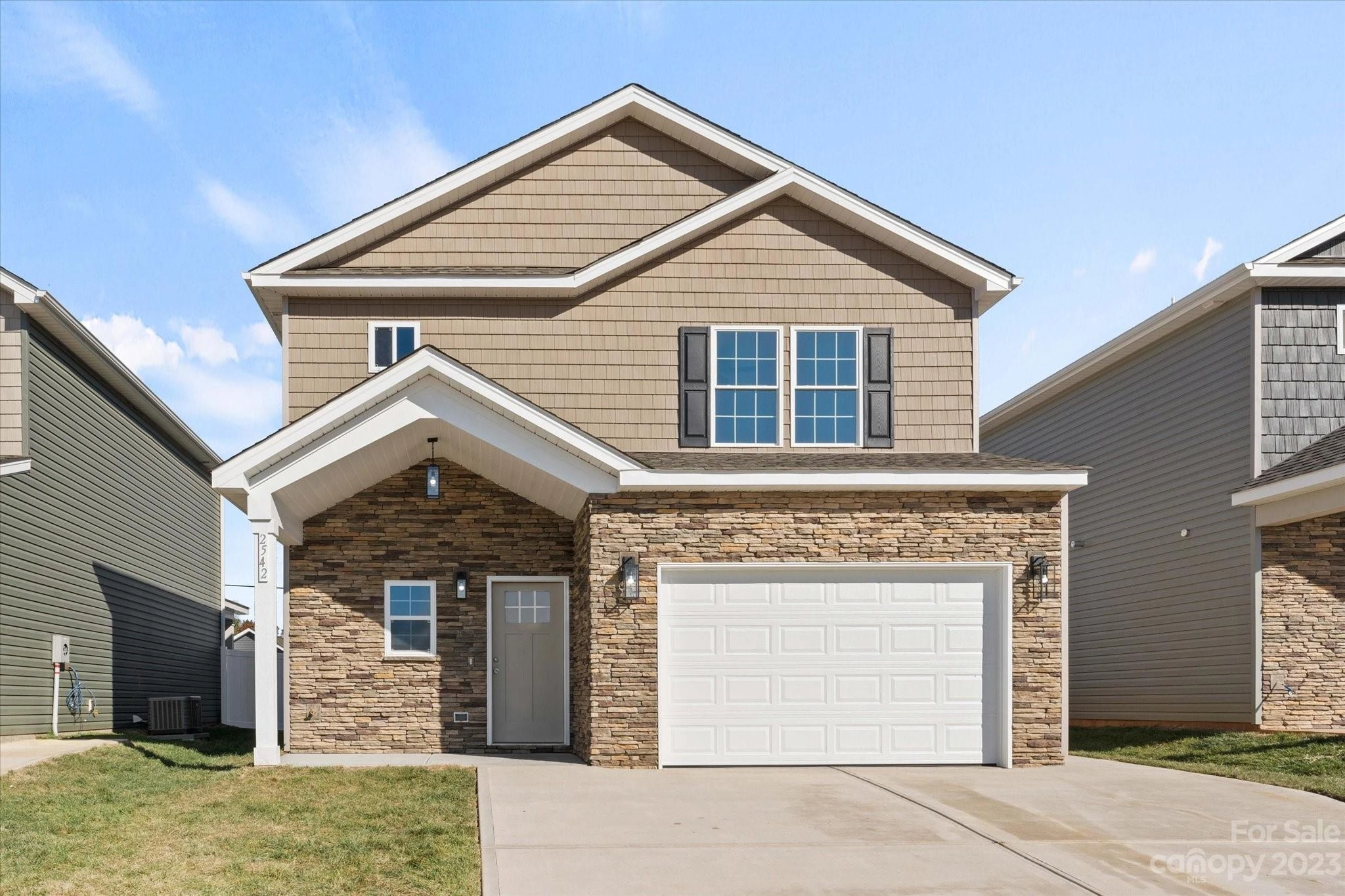 2542 Snow Creek Ne Rd NE  