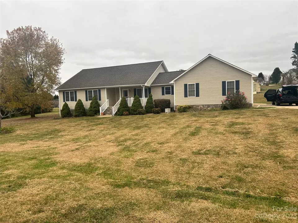 2796 River Meadows Ct, Lincolnton, NC 28092 3 Photos Movoto