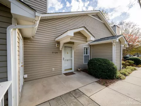 21128 Cold Spring Ln, Cornelius, NC 28031 photo 2
