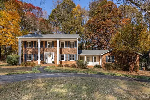 5101 Acorn Oaks Rd, Charlotte, NC 28215