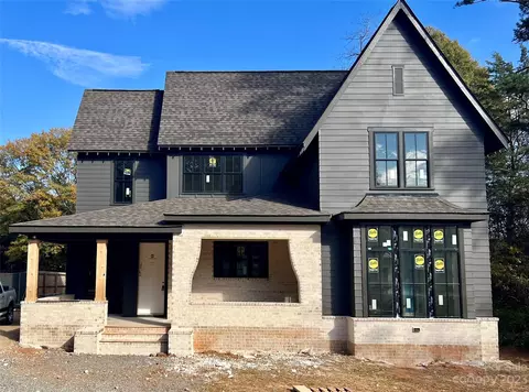 833 Tennyson Dr, Charlotte, NC 28208