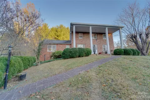 221 Spring St, Canton, NC 28716 photo 26