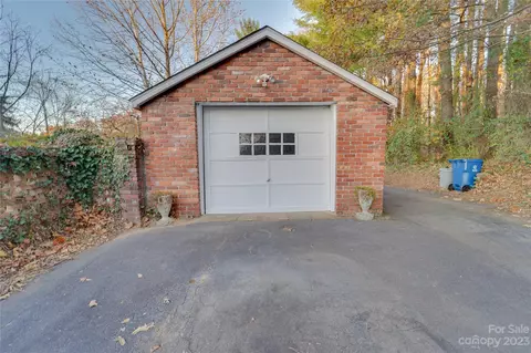 221 Spring St, Canton, NC 28716 photo 33