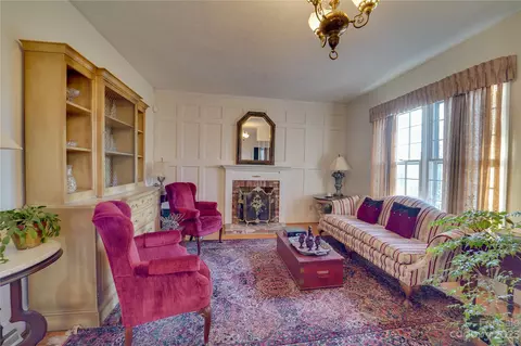 221 Spring St, Canton, NC 28716 photo 9