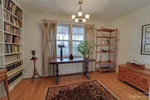 221 Spring St, Canton, NC 28716 photo 17
