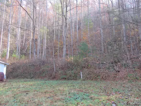 205 Dreaming Creek Rd, Sylva, NC 28779