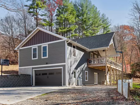 31 Rector Rd, Weaverville, NC 28787