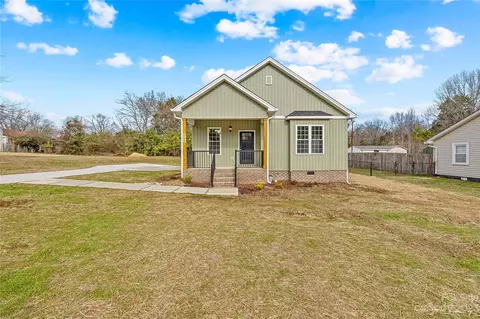 605 Mauney Ave, Kings Mountain, NC 28086