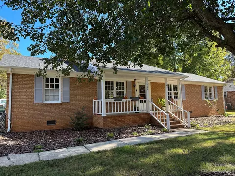 400 Wesley Dr, Gastonia, NC 28056