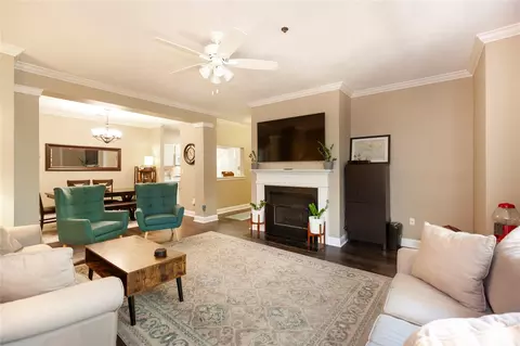 5601 Fairview 19 Rd #19, Charlotte, NC 28209