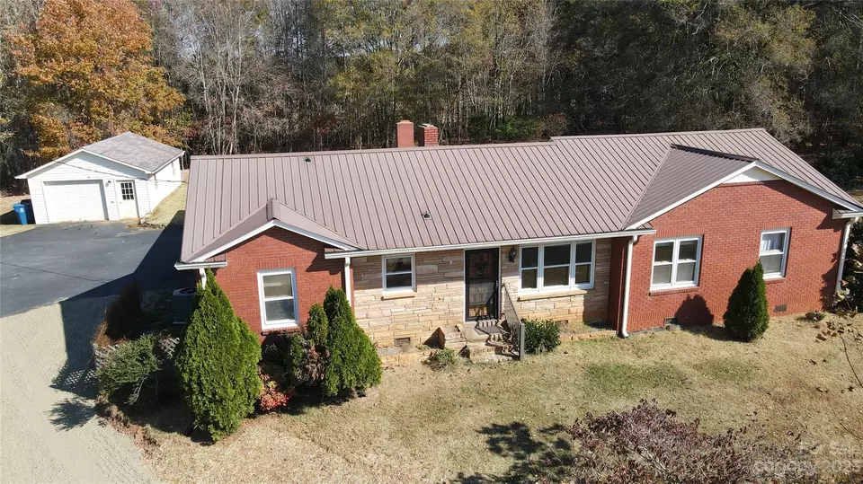 2444 E Maiden Rd, Maiden, NC 28650 13 Photos Movoto