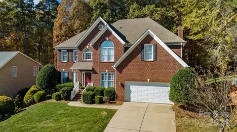 12345 Willingdon Rd, Huntersville, NC 28078