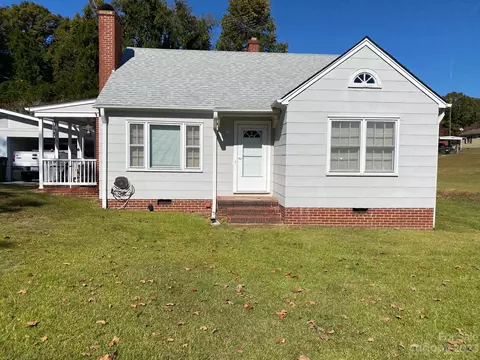 49 Tice St, Wadesboro, NC 28170