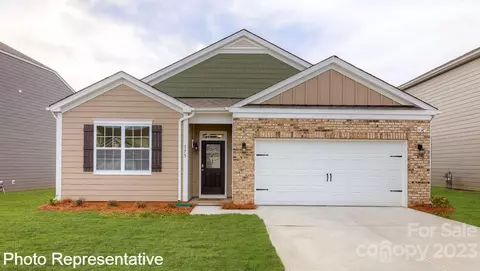 78 Wheatfield Rd, Fletcher, NC 28732